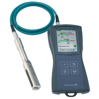 Photo de l'appareil de mesure de concentration portable Teqwave T pour l'analyse temporaire de liquides in situ