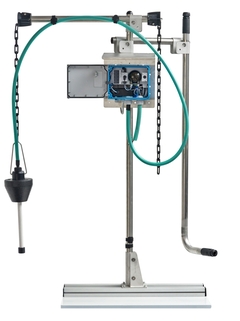 Liquiline System CAT820 - Flexible sample preparation system combined with Flexdip holder