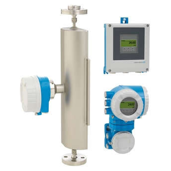 Photo du débitmètre Coriolis Proline Promass A 500 / 8A5B avec différents transmetteurs séparés