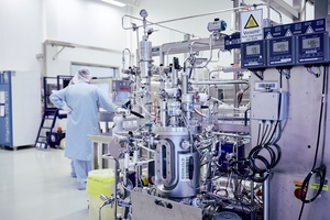 Bioreactor in a biopharmaceutical manufacturing plant