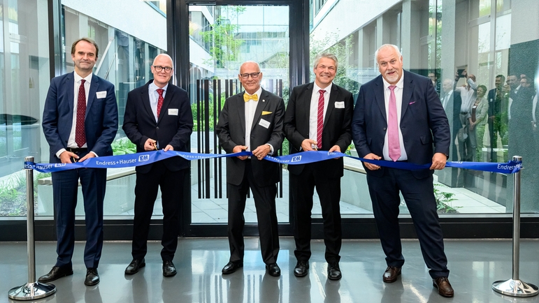 Endress+Hauser a inauguré son nouveau site au centre d'innovation FRIZ de Fribourg.