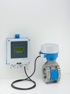 Photo du capteur de matières en suspension Proline Teqwave MW 500 avec transmetteur à distance